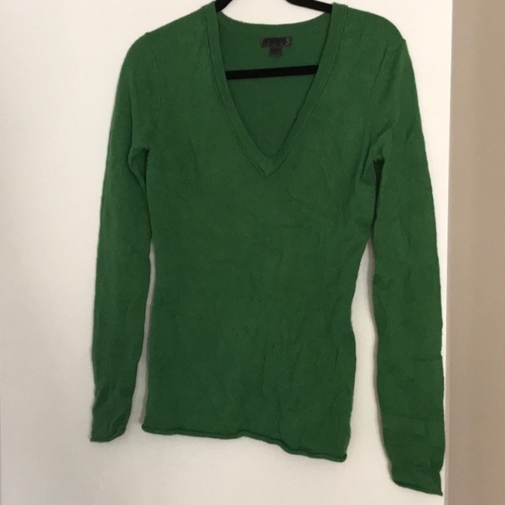 Kelly green V neck wool blend sweater